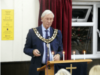 Mayor’s charity benefits from civic carol service