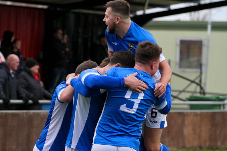 Bridgwater 2-3 Buckland