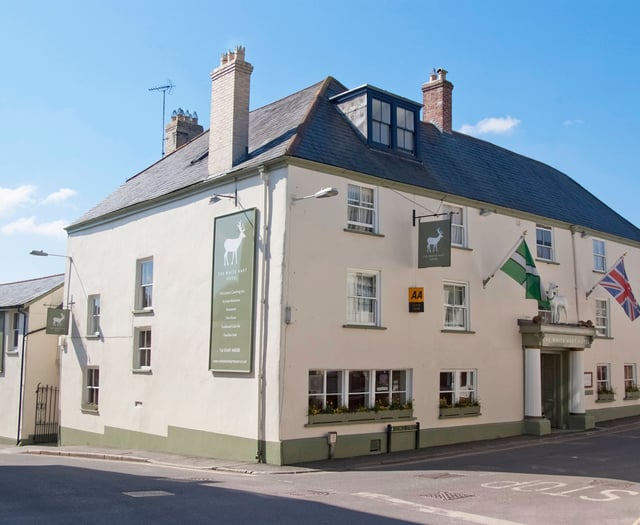 Historic Dartmoor inn set to be sold at auction after closure 