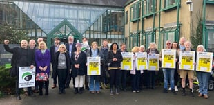 Feelings run high at Queen Street meeting