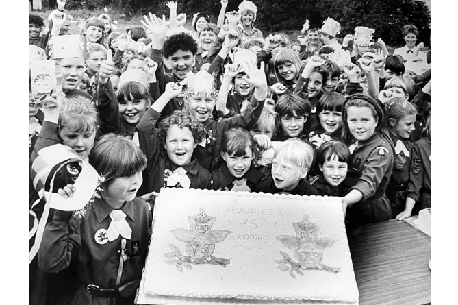 Anyone for an anniversary cake? These youngsters celebrating at Coombeshead School
certainly were