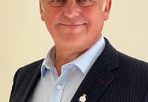 Councillor pushes for transparency in migrant placements