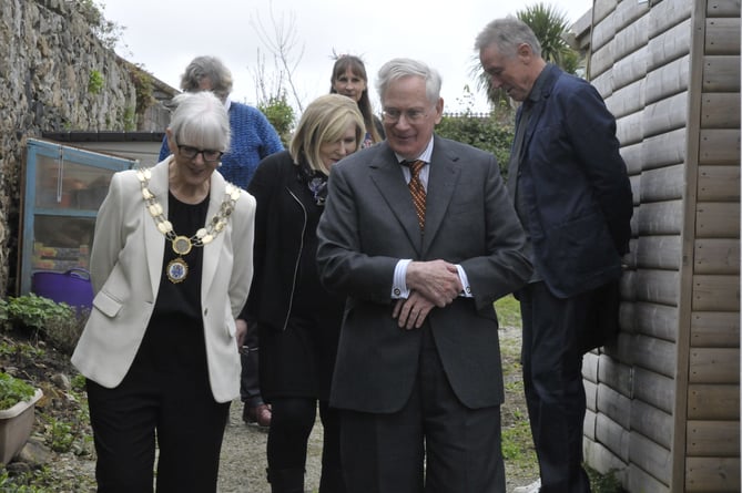 Prince Richard pays visit to community kitchen in Bovey Tracey 8.JPG