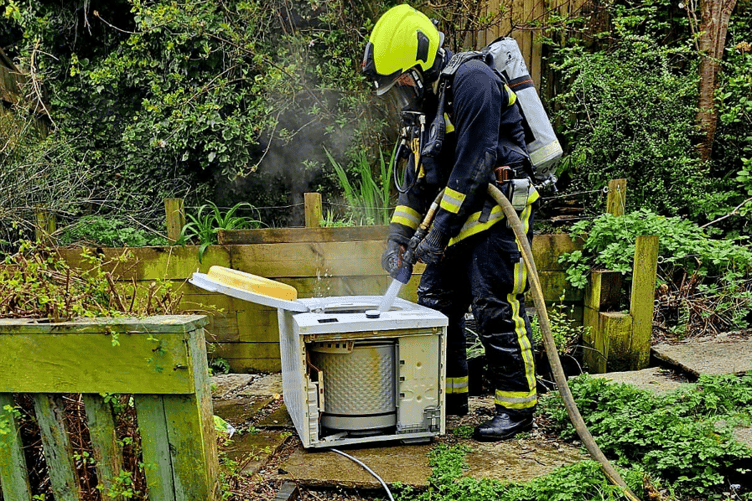 Tumble dryer fire mobilises Teignbridge firefighters