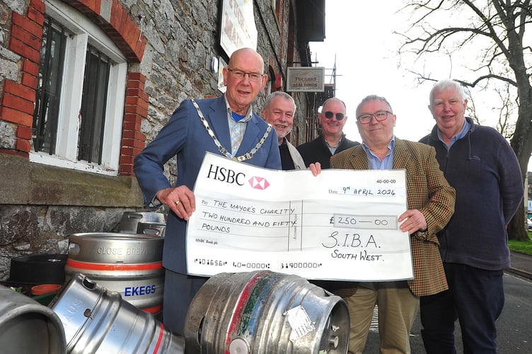 Maltingsfest cheque presentation to Newton Abbot mayoral charity. From left: Newton Abbot mayor Cllr David Corney-Walker, Guy Sheppard (SIBA SW regional secretary) , Newton Abbot town clerk Phil Rowe, Paul Arrowsmith (SIBA SW regional chairman and Adrian Wood (SIBA SW treasurer).