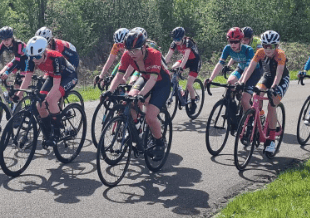 Lauren solidifies second