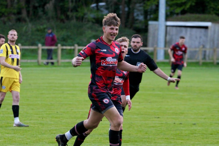 Bovey Tracey 4-0 Crediton United