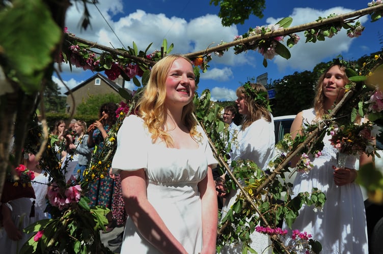 Lustleigh May Day celebrations