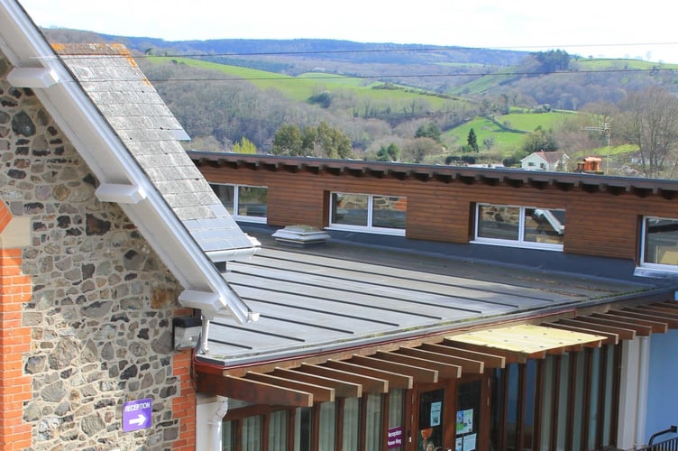 Christow Primary School 