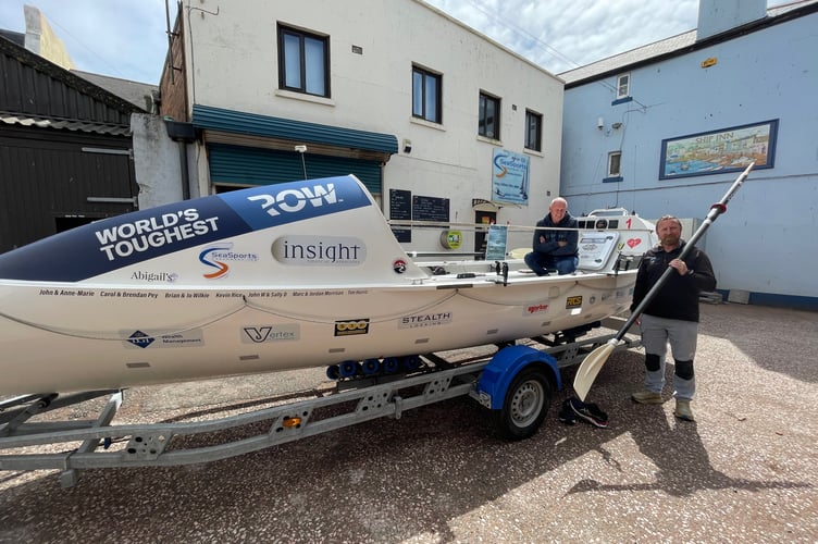 Andy Purvis and Tim Cox prepare to row across the Atlantic