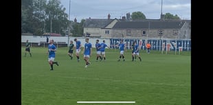 Spurs prevail in promotion race 