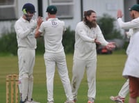 Abbots and T&S topple Tavi