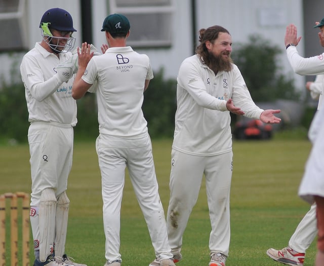 Abbots and T&S topple Tavi