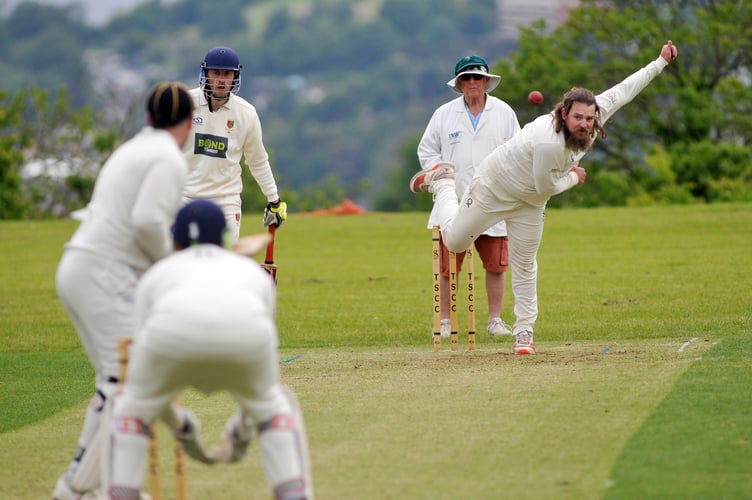 Devon Cricket League E Division West  Teignmouth & Shaldon 2nd XI  versus Tavistock  2nd XI. T&S bowler William Moore