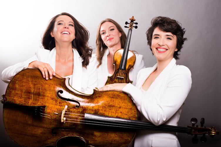 Shaldon Music TrioSora © Astrid di Crollalanza
