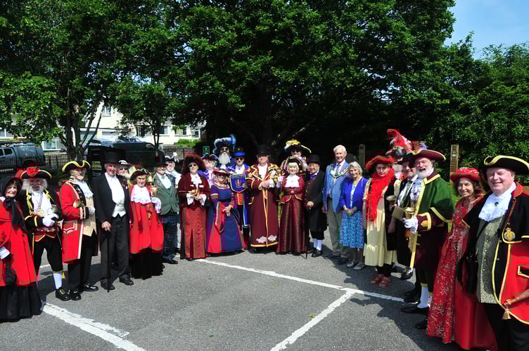 The inaugural  Kingsteignton Town Crier Competition
