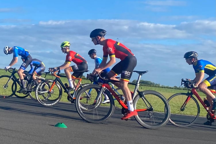Bayley Woodger and Meryn Kitching in black and yellow helmets respectively