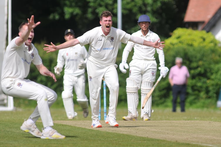Devon Cricket League B Division.   Bovey Tracey  2nd XI versus Clyst St George 1st XI. A 121 run win for Bovey who took to the crease first and were all out for 162 after 41.2 overs. However, things did not go well for the visitors who were all out for 41 after 14 overs. 