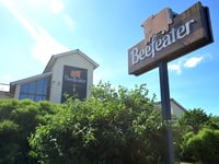 Racecourse restaurant to close this summer