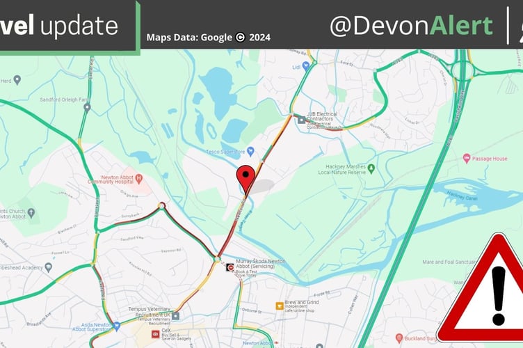 Traffic alert for A383