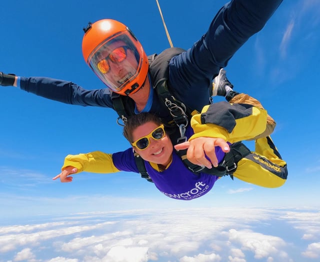 Brave skydivers raised more than £6,000
