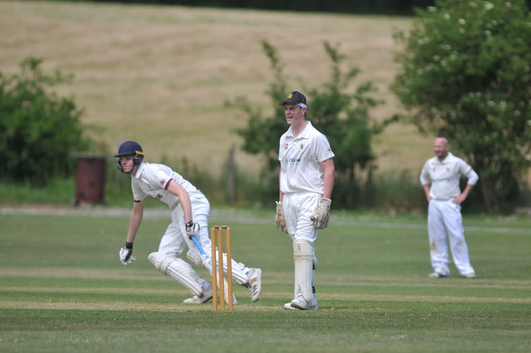 Devon Cricket League. D Division W.   Abbotskerwell 2nd XI versus Ippepen 2nd XI. Abbotskerswell won the toss and elected to field allowign Ipplepen to rack uo 313 for 6. Abbots then spent 26.3 overs at the crease to make it 114 all out. Abbot's 'keeper Cooper Catley