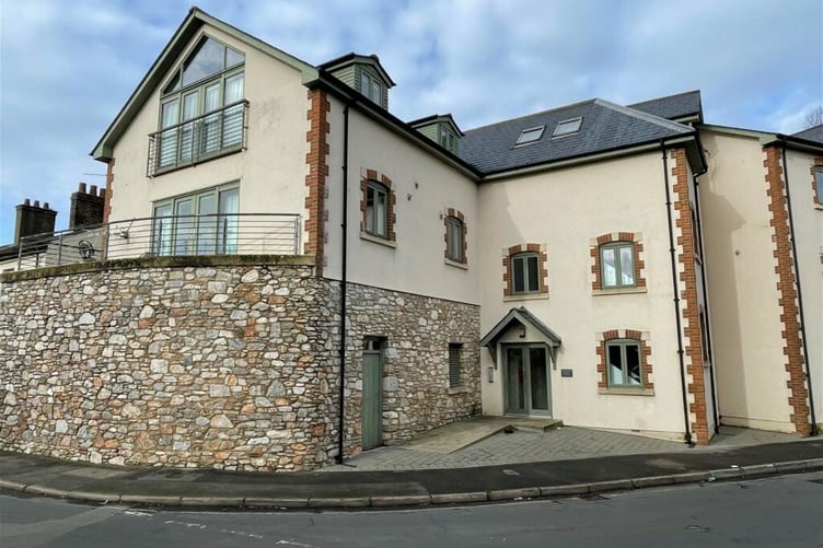 cheapest newton abbot