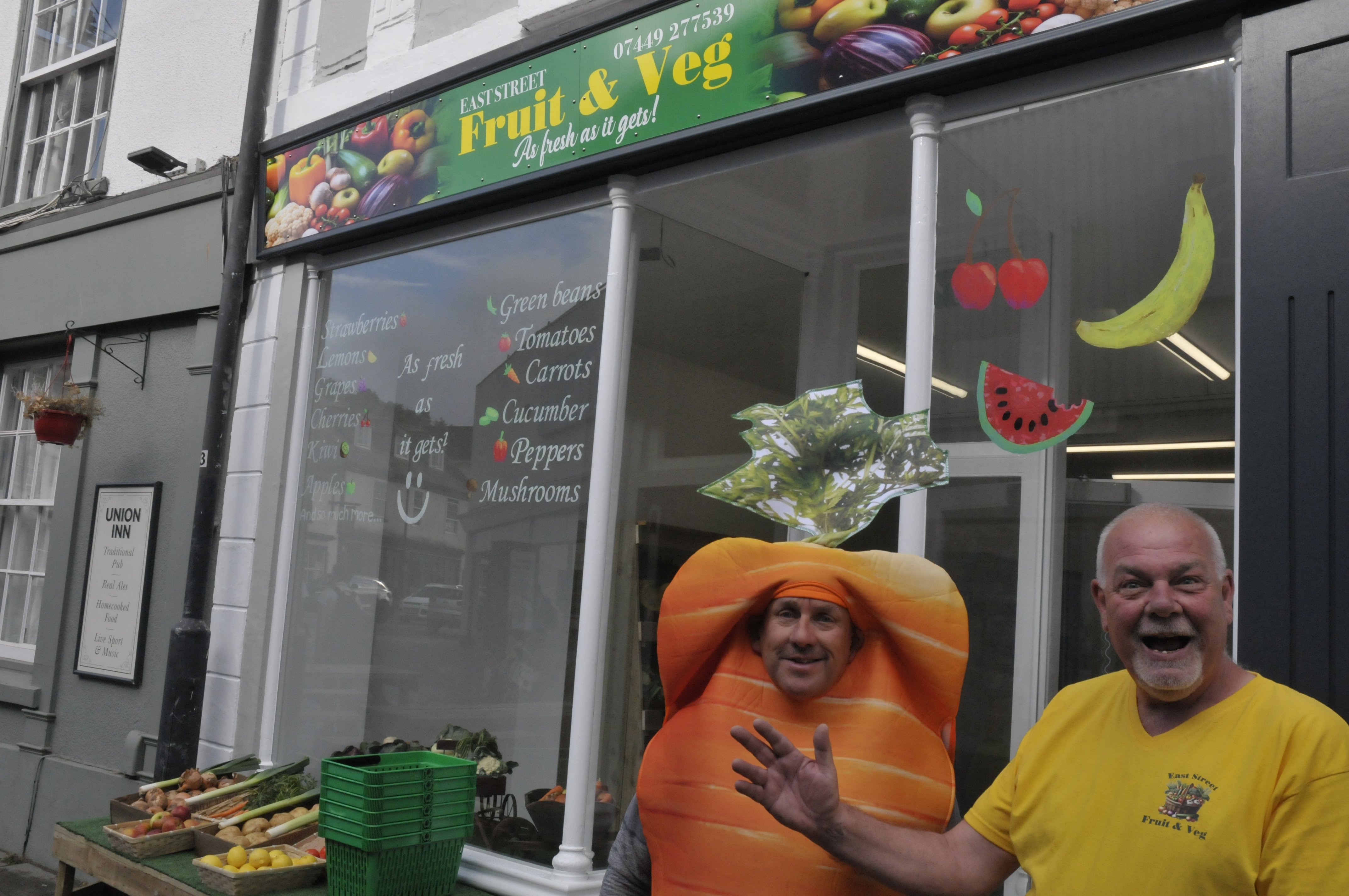 Produce 'as fresh as it gets' at Newton Abbot's new fruit and veg shop
