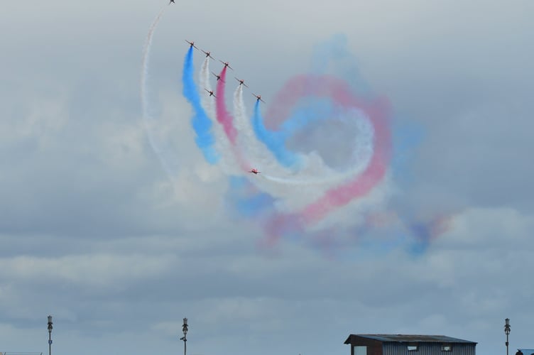 Teignmouth Air Show. Red Arrows - the ultimate end-of-the-pier show