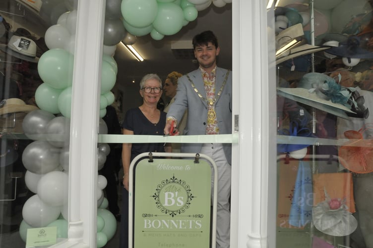 Mrs B's Bonnets new East Street shop was opened by Newton Abbot mayor, Cllr Alex Hall.