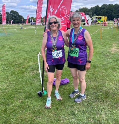 F2R duo, left Faye Hussey and right Felicity King