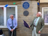 Plaque highlights Teignmouth’s shipbuilding heritage