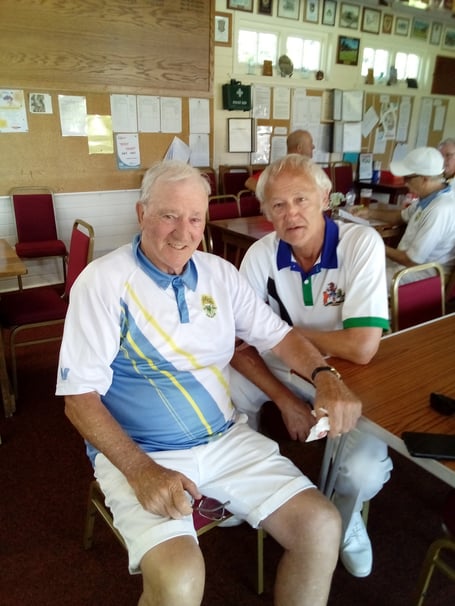 Dave Pickett (right) alongside former Tottenham Hotspur player Eddie Clayton