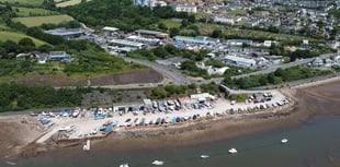 Boatyard redevelopment plans backed by town council 