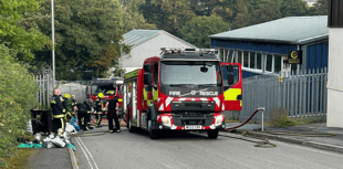 Teignbridge firefighters help tackle Tavistock industrial blaze 