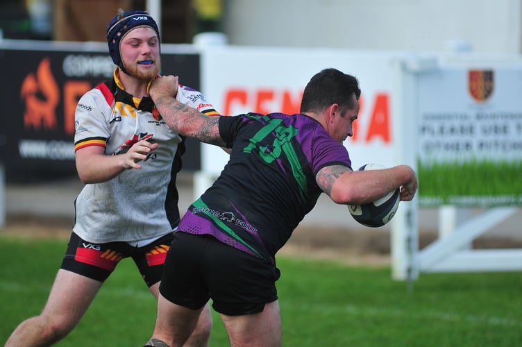 Rugby. Counties 3 Tribute Devon North & East SW Division.  Newton Abbot Spartans versus New Cross. A win for near neighbours New Cross at Rackerhayes with a final score of 12-46