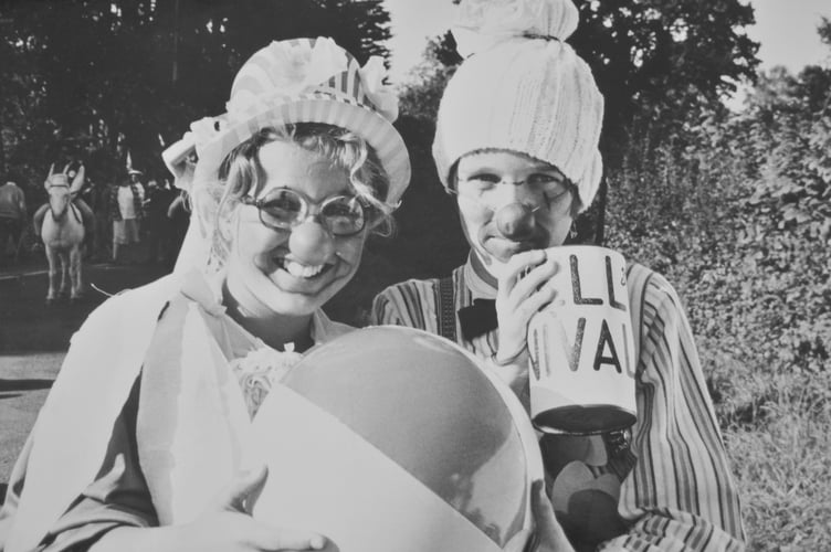 Archive. Ogwell Carnival from September 1981. Louis Kitto and Jennifer Daniel clowing around