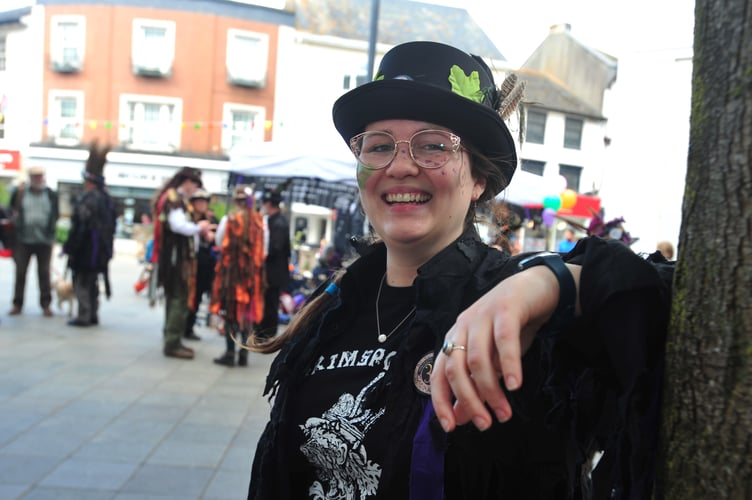 Grimspound Border Morris hold a workshop day in Newton Abbot to promote morris dancing