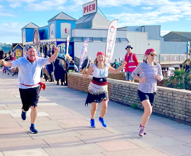 Parkrun pirates plunder town on 6th anniversary