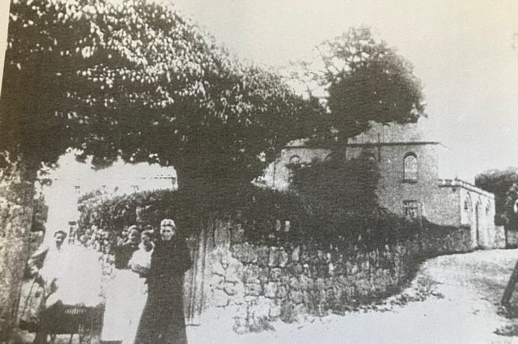 Bovey Baptist Chapel around 200 years ago