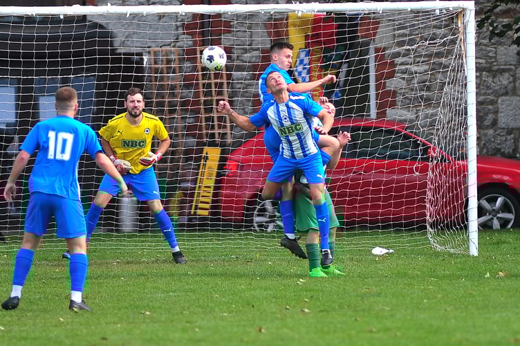 South Devon Football League Premier Division  .   Sportlighting Premier Cup.   Newton Abbot 66 versus Lakeside. A comprehensive 17-0 win for 66.