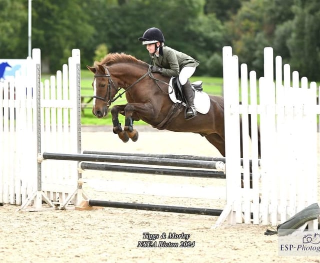 Kingsteignton Girl’s Equestrian Skills Shine in the Arena