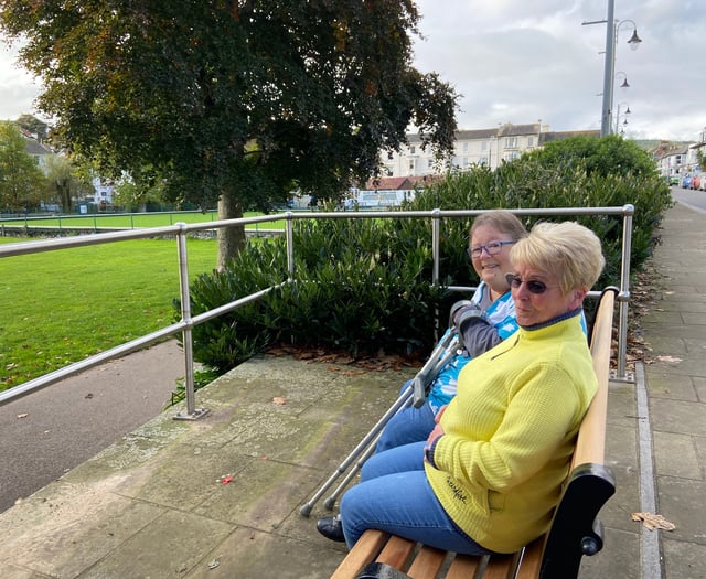 New benches to enjoy the town