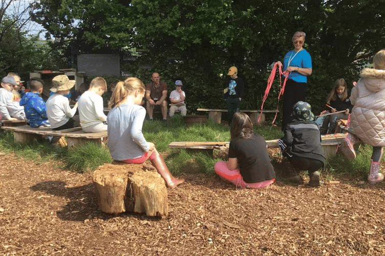 Teignmouth Primary School receives Artsmark award