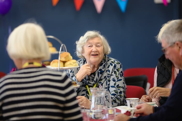 Volunteer Jenny Luscombe, Exminster Health Walk leader and local craft session leader (photo by Andra Patriche)