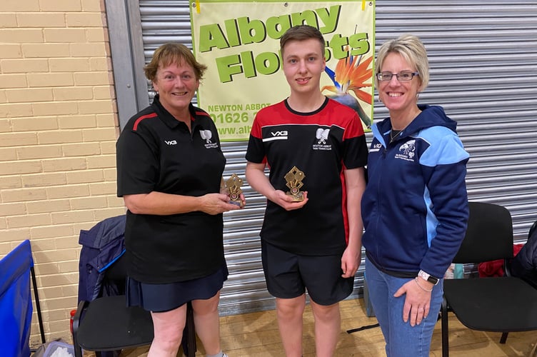 Doubles winners Jackie Whitehorn & James Kitchen with Sponsor Sonja Ryland