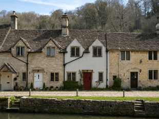 Holiday lets overtake hotels in Devon, figures show 