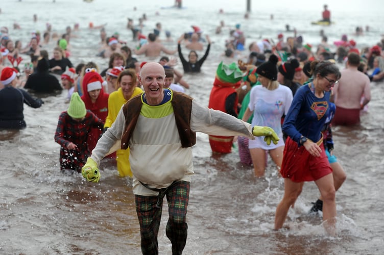 Teignmouth RNLI Boxing Day Dip