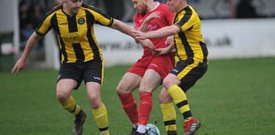 Kingsteignton Athletic pick up where they left off 
