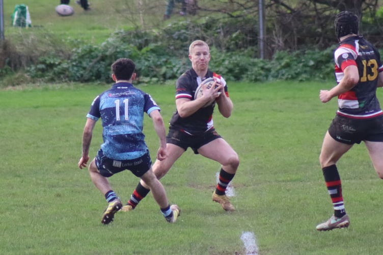 Dan Force safe under the high ball